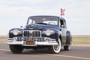 The first Lincoln was made by Ford in 1938. Henry Ford's son, Edsel, was the one who wanted to build such a luxurious vehicle. It soon became a design that all of the other car companies wanted in on.