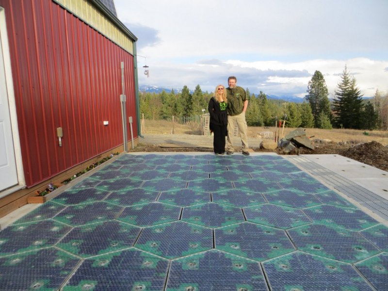 Solar_Roadway_Parking_Lot_Prototype